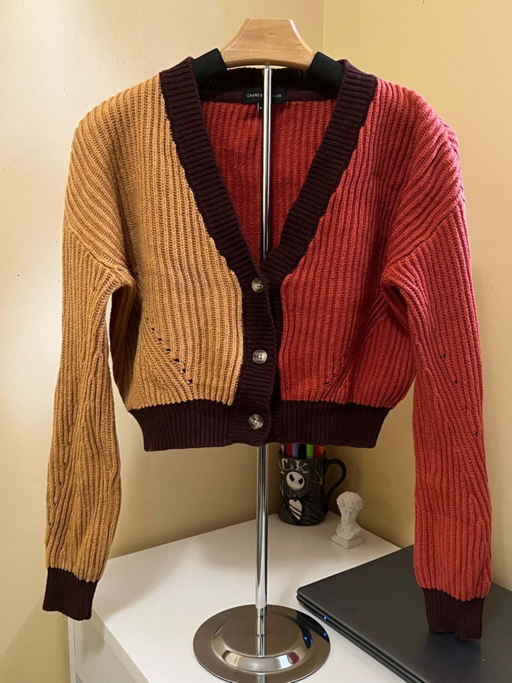 Colorblock V-Neck Cardigan in Rust Red & Mustard with Contrast Trim